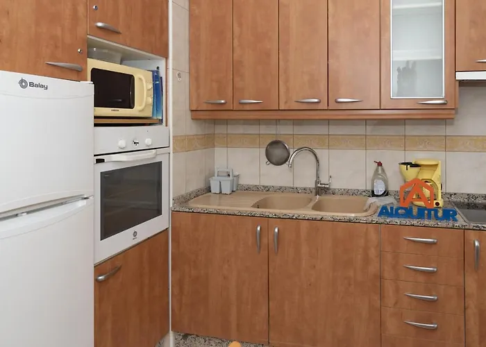 Prado, A-5-52 Pk Int 85 Apartment *